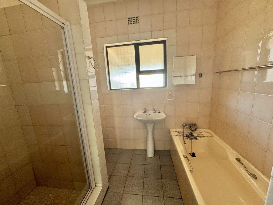 2 Bedroom Property for Sale in Stilbaai Wes Western Cape